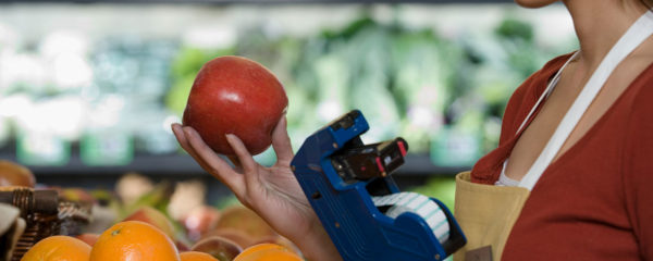 étiquettes sur les fruits et légumes